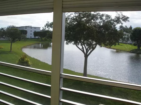 2064 Cornwall #D, Boca Raton, FL 33434 photo 12