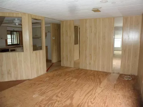2185 SW University St, Stuart, FL 34997 photo 4