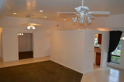 105 Half Moon Cir #D, Jupiter, FL 33458 photo 25