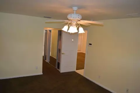 105 Half Moon Cir #D, Jupiter, FL 33458 photo 16
