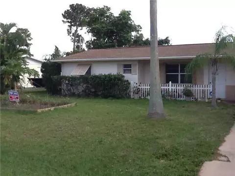 1006 SE 15th Ct, Stuart, FL 34996 photo 2