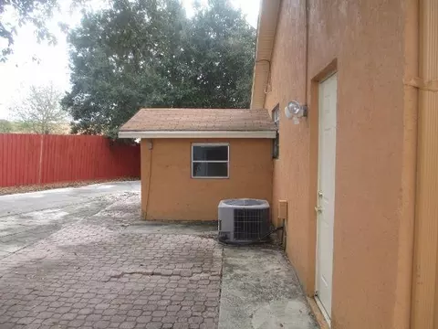19881 Mona Rd, Jupiter, FL 33469 photo 5