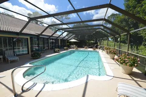 4901 Pineview Cir, Delray Beach, FL 33445 photo 5