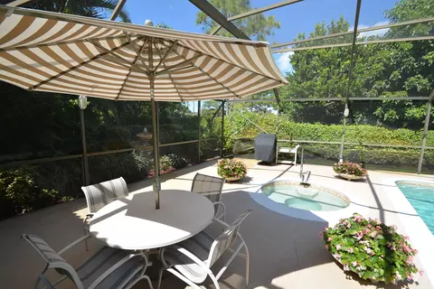 4901 Pineview Cir, Delray Beach, FL 33445 photo 8