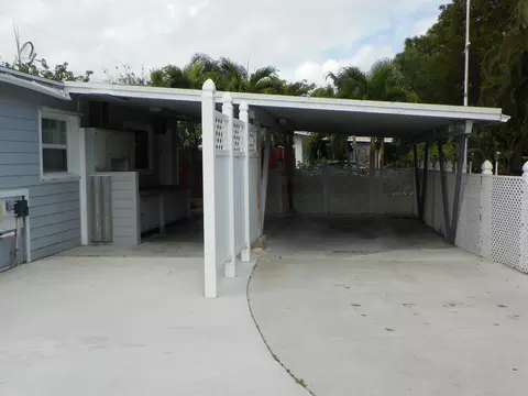 307 Pittsburgh Dr, Jupiter, FL 33458 photo 13
