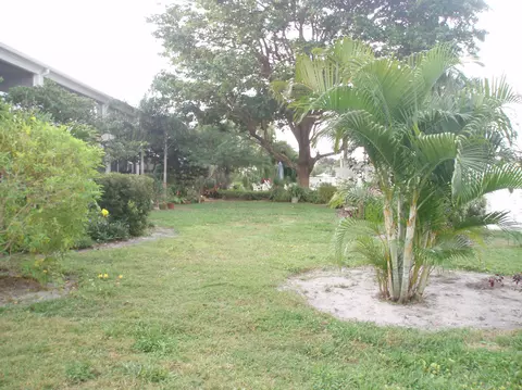 91 Willow Rd #203, Tequesta, FL 33469 photo 18