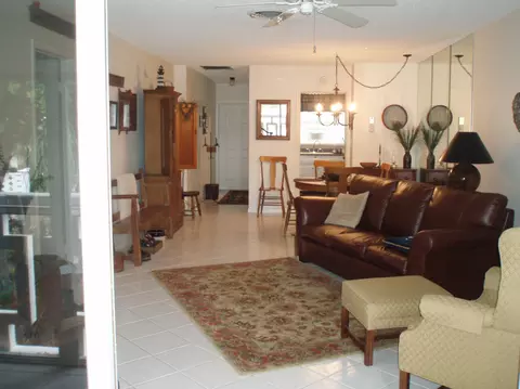 91 Willow Rd #203, Tequesta, FL 33469 photo 6