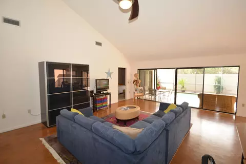150 Seashore Dr, Jupiter, FL 33477 photo 4