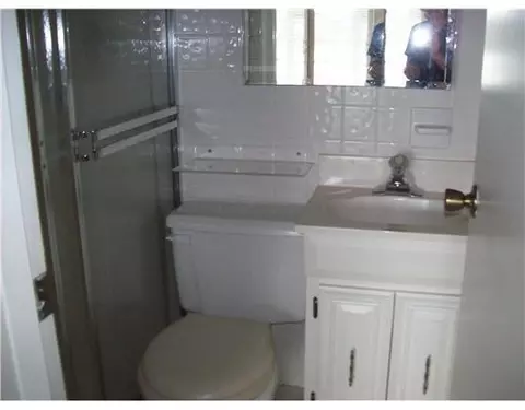 1027 Exeter B, Boca Raton, FL 33434 photo 9