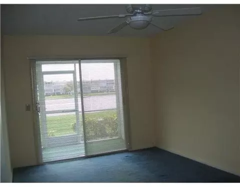 1027 Exeter B, Boca Raton, FL 33434 photo 6