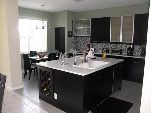 3370 Greenview Ter E, Margate, FL 33063 photo 11