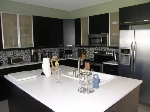 3370 Greenview Ter E, Margate, FL 33063 photo 8