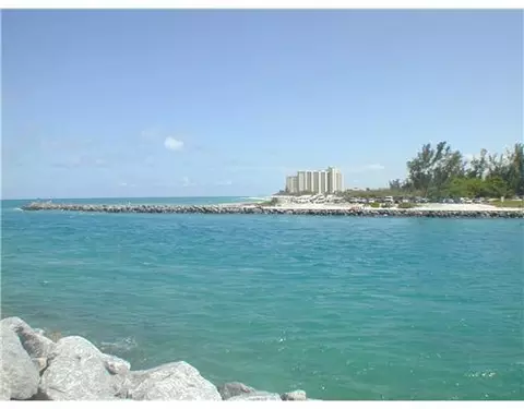 151 Sand Pine Dr, Jupiter, FL 33477 photo 22