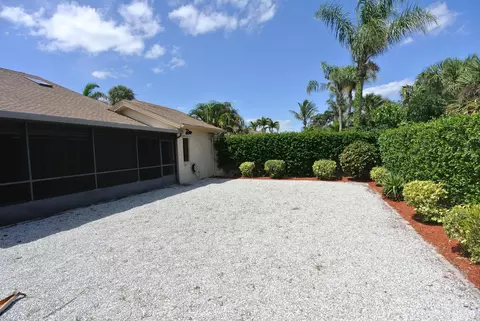 151 Sand Pine Dr, Jupiter, FL 33477 photo 9