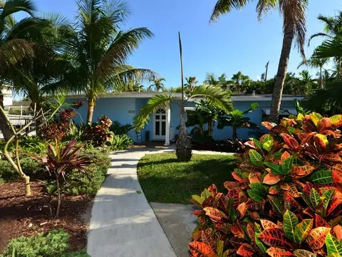 3218 Cove Rd, Jupiter, FL 33477 photo 1