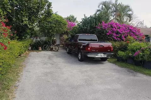 417 1 St, Jupiter, FL 33458 photo 10