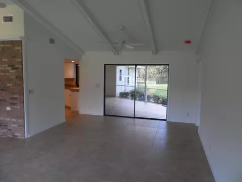 18393 Oak Leaf Ct, Jupiter, FL 33458 photo 9