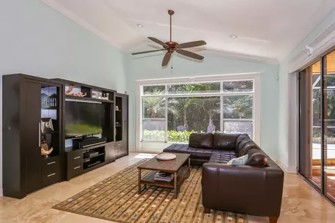 141 Helios Dr, Jupiter, FL 33477 photo 7