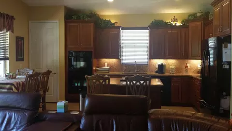 1352 SE Fleming Way, Stuart, FL 34997 photo 3