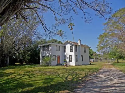 1955 SW Kanner Hwy, Stuart, FL 34997 photo 3
