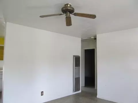391 NE 27th Ave, Boynton Beach, FL 33435 photo 2