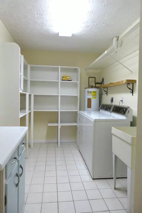 634 NW North River Dr, Stuart, FL 34994 photo 9