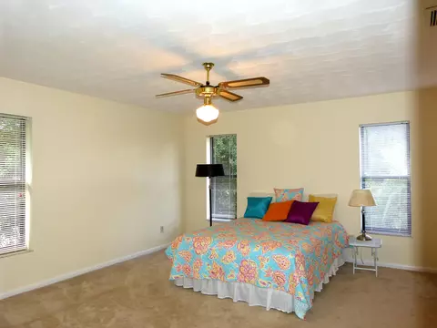 634 NW North River Dr, Stuart, FL 34994 photo 10