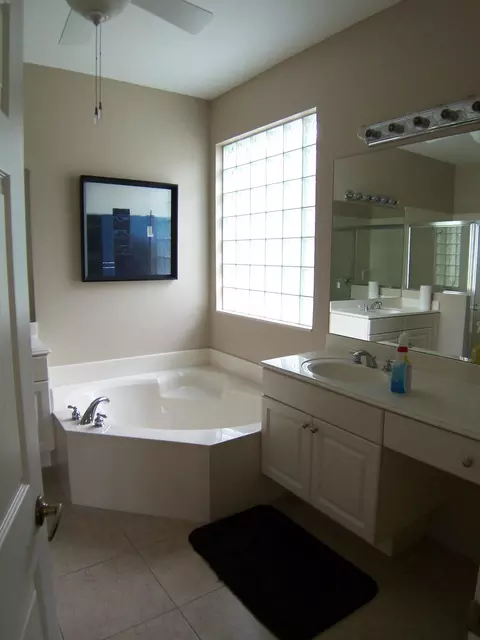 2787 SE Stonebriar Way, Stuart, FL 34997 photo 12