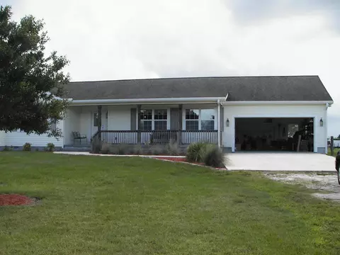 4947 NE 122nd Dr, Okeechobee, FL 34972 photo 2