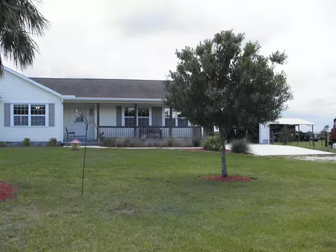 4947 NE 122nd Dr, Okeechobee, FL 34972 photo 4