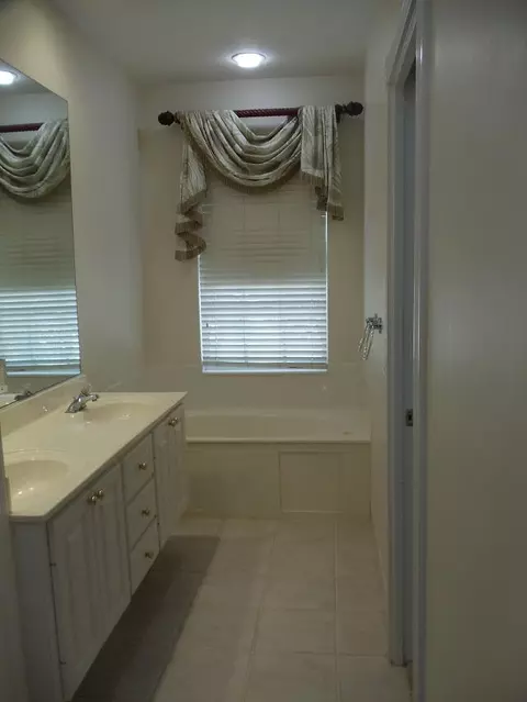 235 Murray Ct, Jupiter, FL 33458 photo 12