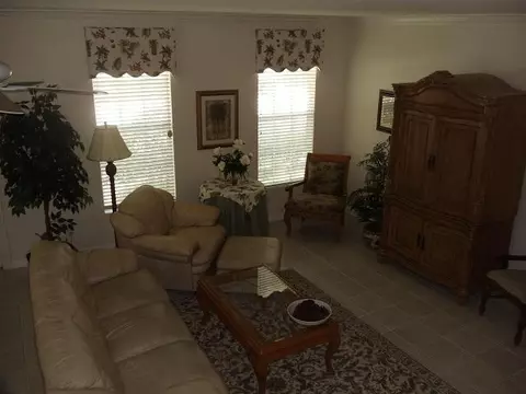 235 Murray Ct, Jupiter, FL 33458 photo 4
