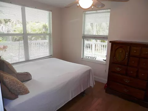 722 SE 5th St, Stuart, FL 34994 photo 10