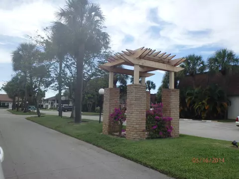 950 S Kanner Hwy, Stuart, FL 34994 photo 3