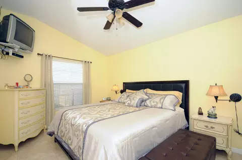 1227 Ute St, Jupiter, FL 33458 photo 4