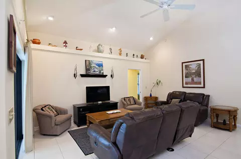 111 Pegasus Dr, Jupiter, FL 33477 photo 23