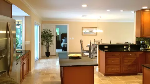3901 SE Fairway W, Stuart, FL 34997 photo 4
