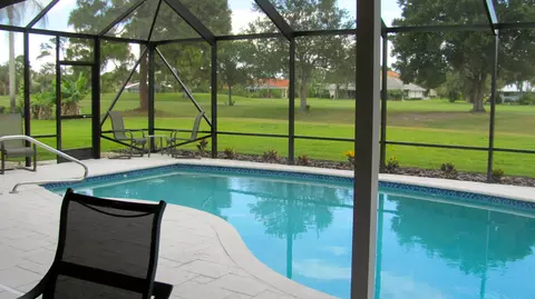3901 SE Fairway W, Stuart, FL 34997 photo 2