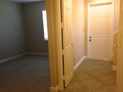 147 Apalachee Ln, Jupiter, FL 33458 photo 4