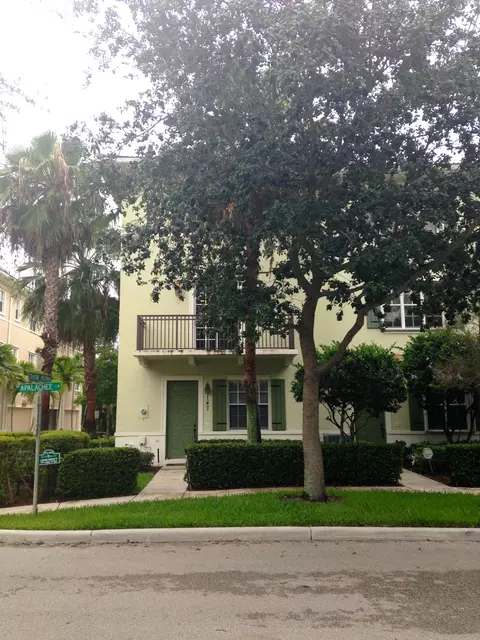 147 Apalachee Ln, Jupiter, FL 33458 photo 2