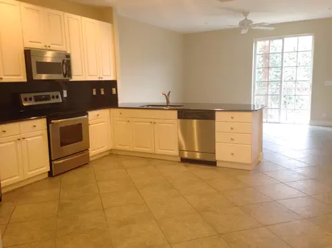 147 Apalachee Ln, Jupiter, FL 33458 photo 10