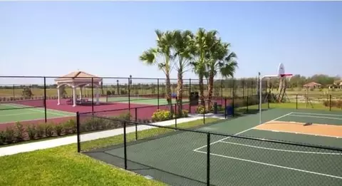 135 Manor Cir, Jupiter, FL 33458 photo 13
