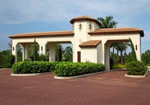 135 Manor Cir, Jupiter, FL 33458 photo 4