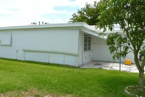 2385 SW 8th Ave, Boynton Beach, FL 33426 photo 14