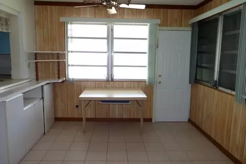 2385 SW 8th Ave, Boynton Beach, FL 33426 photo 12