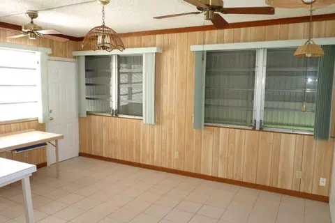 2385 SW 8th Ave, Boynton Beach, FL 33426 photo 11