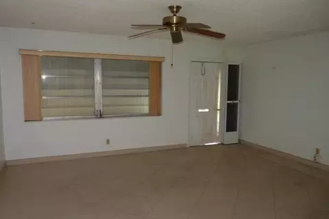 2385 SW 8th Ave, Boynton Beach, FL 33426 photo 3
