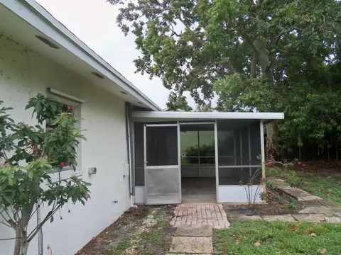 1108 SE Dolphin Dr, Stuart, FL 34996 photo 16