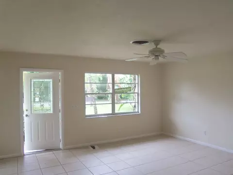 1108 SE Dolphin Dr, Stuart, FL 34996 photo 5