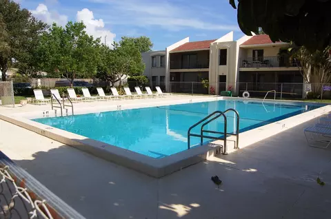 150 Pineview Rd #J7, Jupiter, FL 33469 photo 16